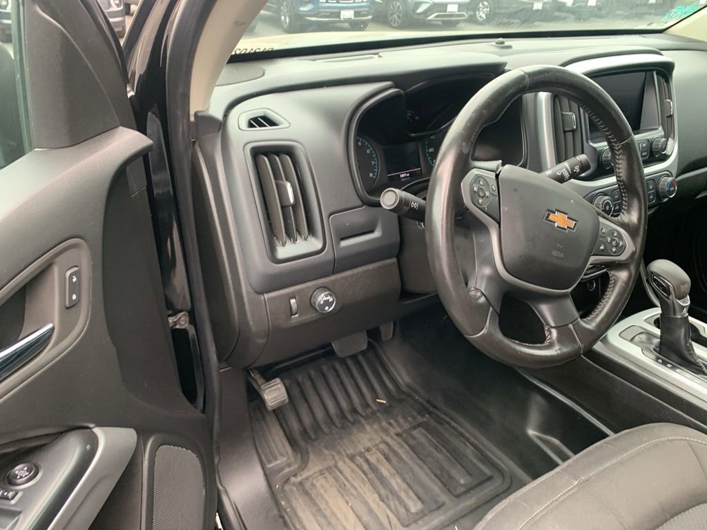 Used 2022 Chevrolet Colorado LT w/ Fleet Safety Package RWD image 18