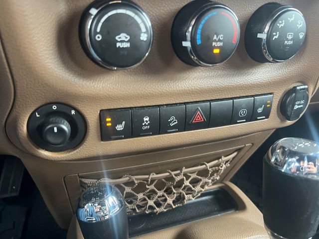 Used 2015 Jeep Wrangler Unlimited Sahara w/ Max Tow Package image 22