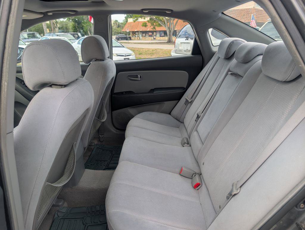 Used 2007 Hyundai Elantra Sedan FWD image 10