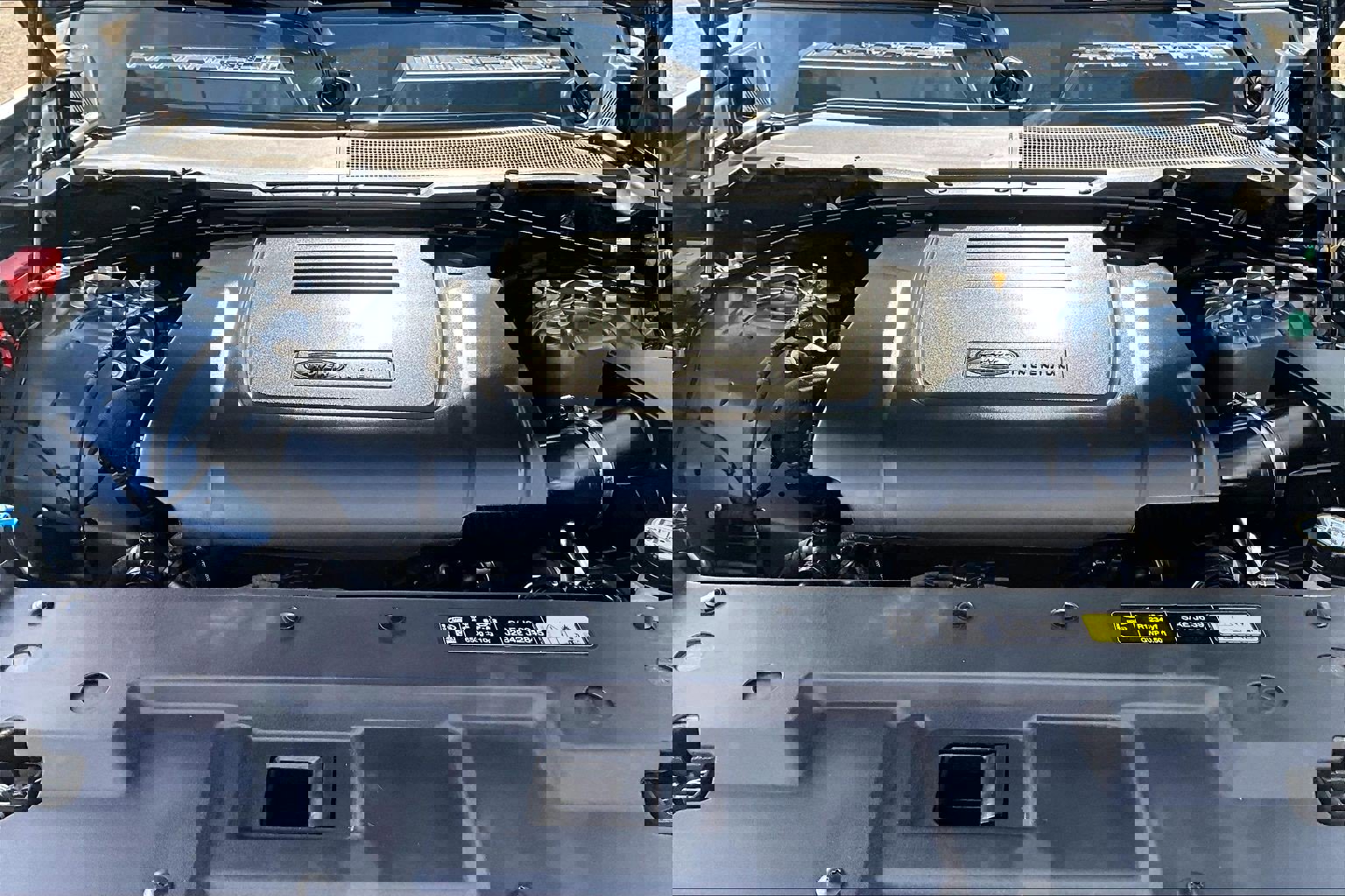 Used 2025 Land Rover Defender 110 S image 9