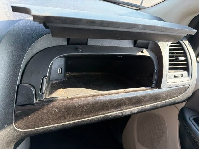 Used 2018 Dodge Grand Caravan SE w/ UConnect Hands-Free Group FWD image 15