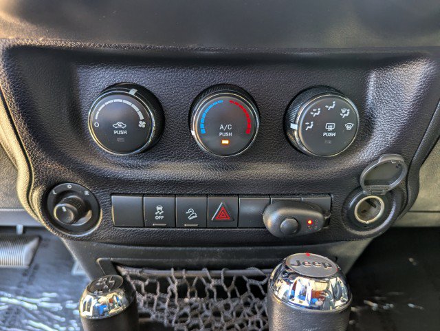 Used 2016 Jeep Wrangler Unlimited Sport w/ Quick Order Package 24S AWD/4WD image 17