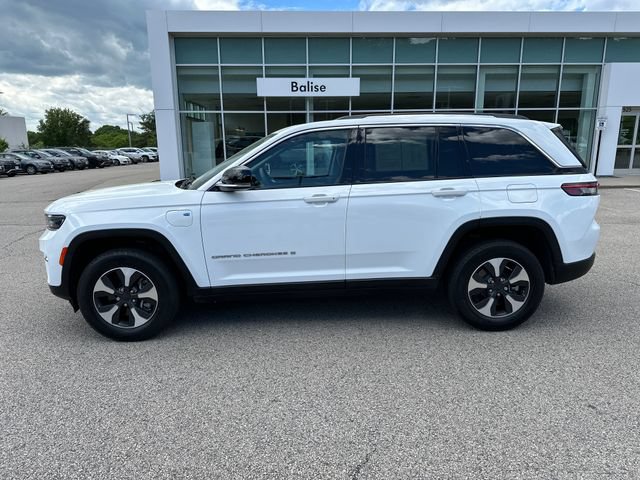 Used 2023 Jeep Grand Cherokee 4WD 4xe image 4