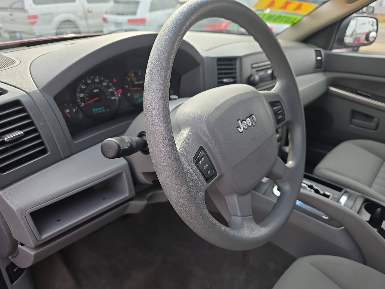 Used 2005 Jeep Grand Cherokee Laredo AWD/4WD image 10