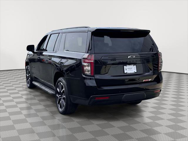 Used 2024 Chevrolet Suburban RST w/ Luxury Package AWD/4WD image 5