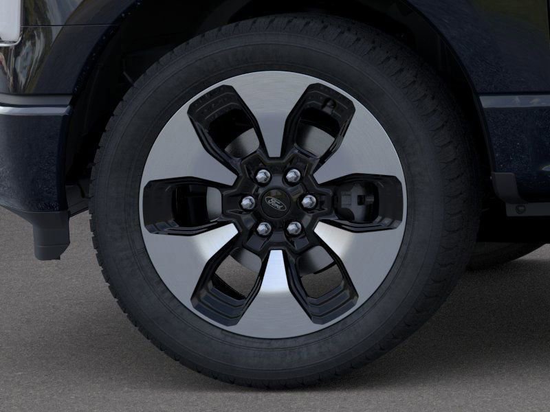 New 2025 Ford F150 Lightning Platinum AWD/4WD image 19
