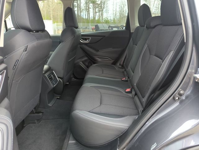 Used 2023 Subaru Forester Premium AWD/4WD image 29