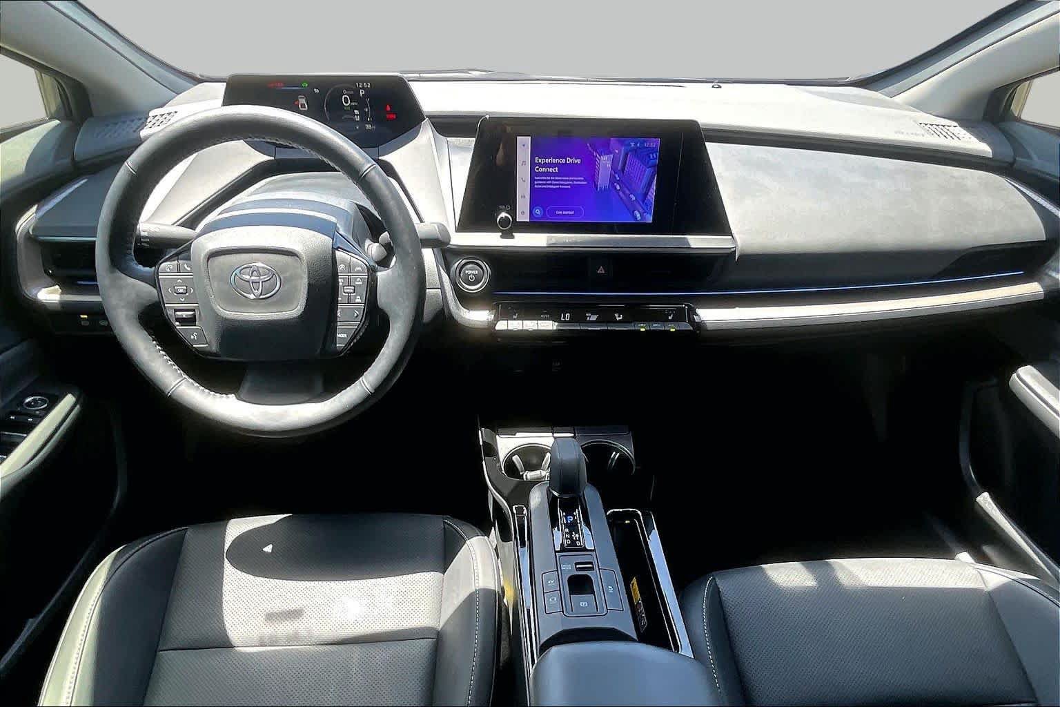 Used 2024 Toyota Prius XLE FWD image 14