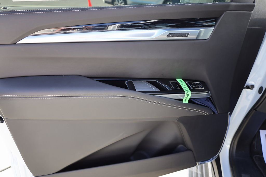 Used 2026 Cadillac Escalade ESV Sport w/ Touring Package image 10