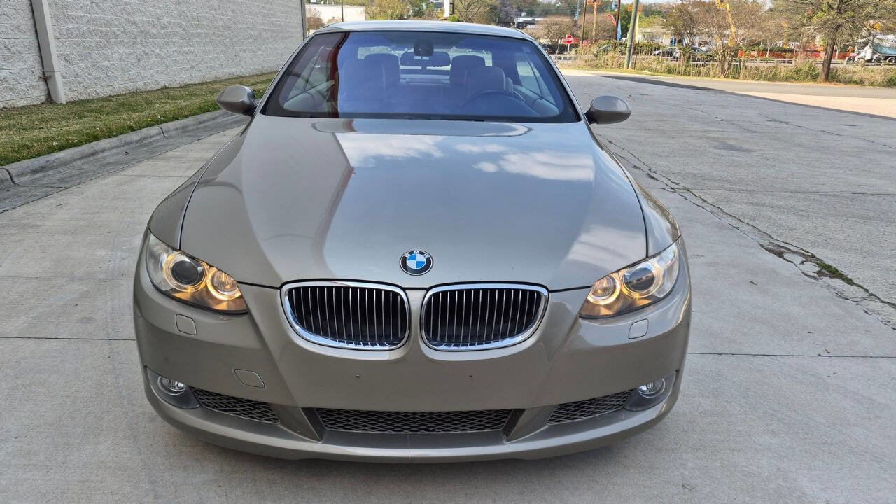 Used 2007 BMW 335i Convertible image 10