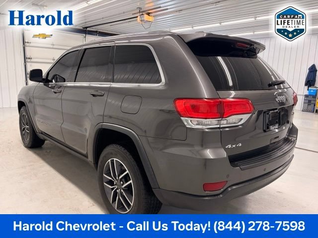 Used 2019 Jeep Grand Cherokee Laredo w/ Security & Convenience Group AWD/4WD image 4