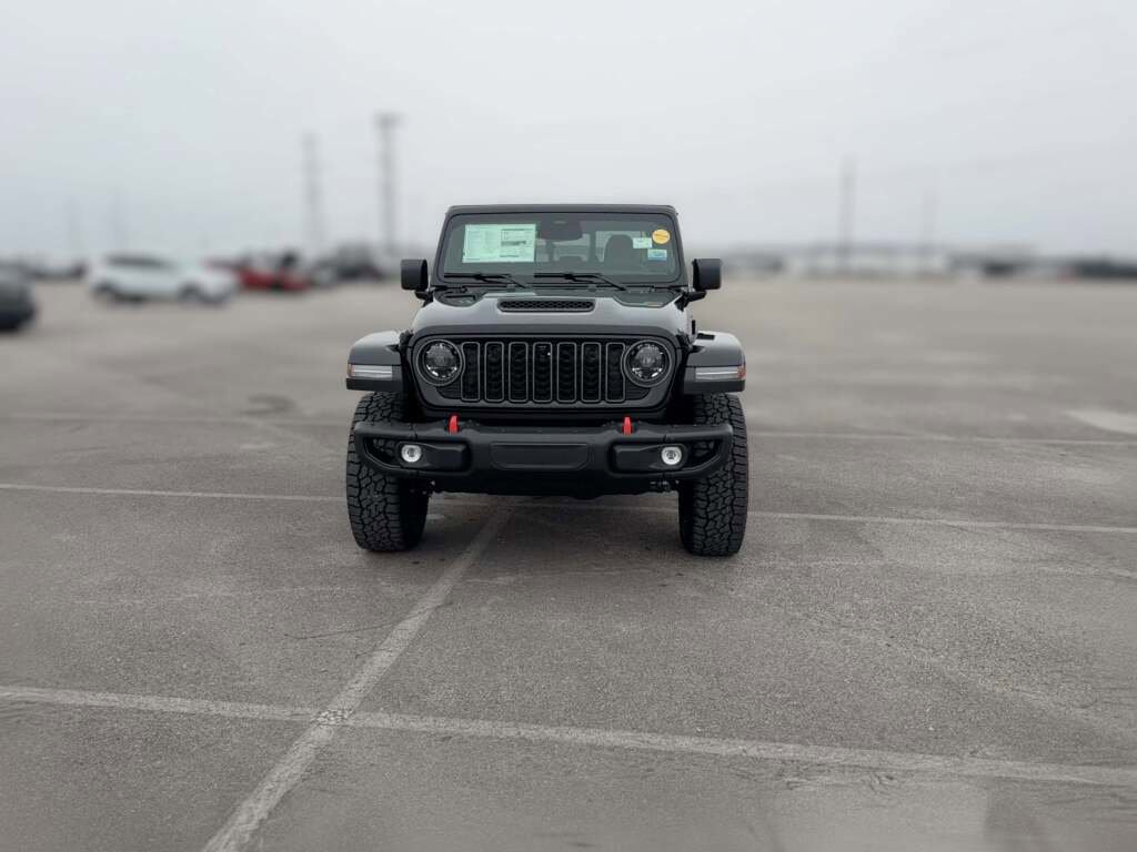 New 2026 Jeep Gladiator Mojave image 2