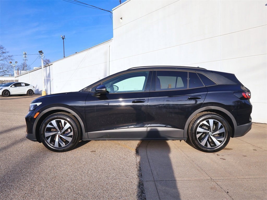 Certified 2024 Volkswagen ID.4 Standard image 2