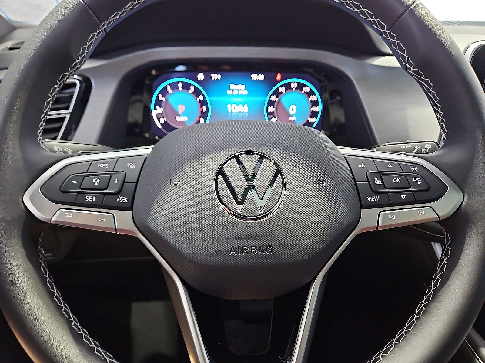 New 2026 Volkswagen Atlas Cross Sport SE FWD image 22