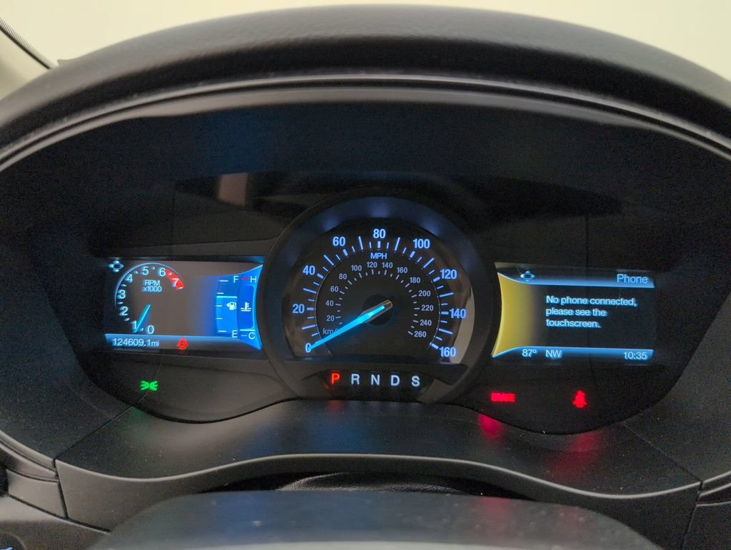Used 2018 Ford Fusion SE w/ Equipment Group 201A FWD image 20