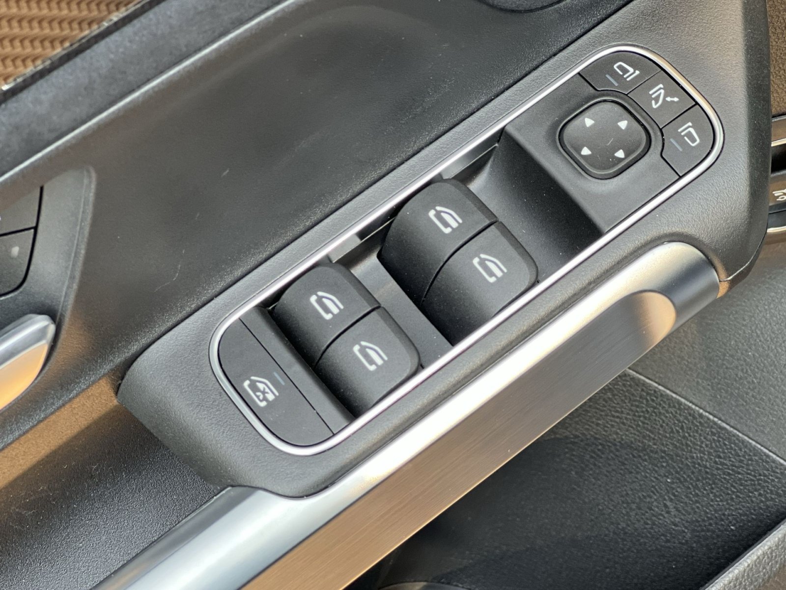 New 2026 Mercedes-Benz GLB 35 AMG 4MATIC image 20