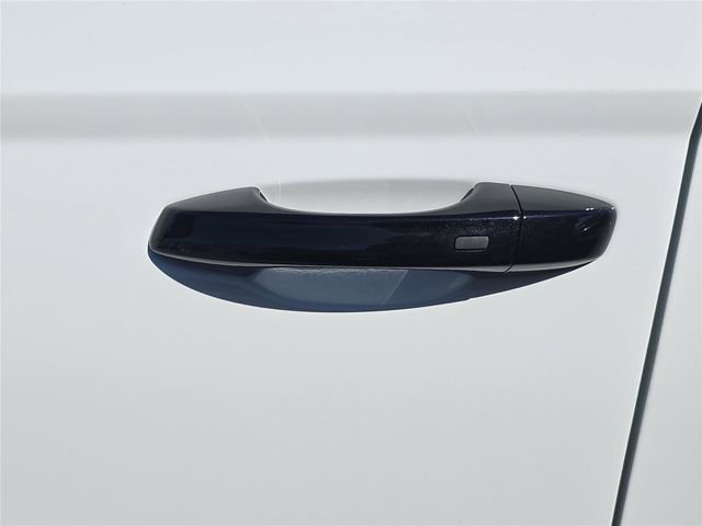 New 2026 Volkswagen Taos SE AWD/4WD image 10