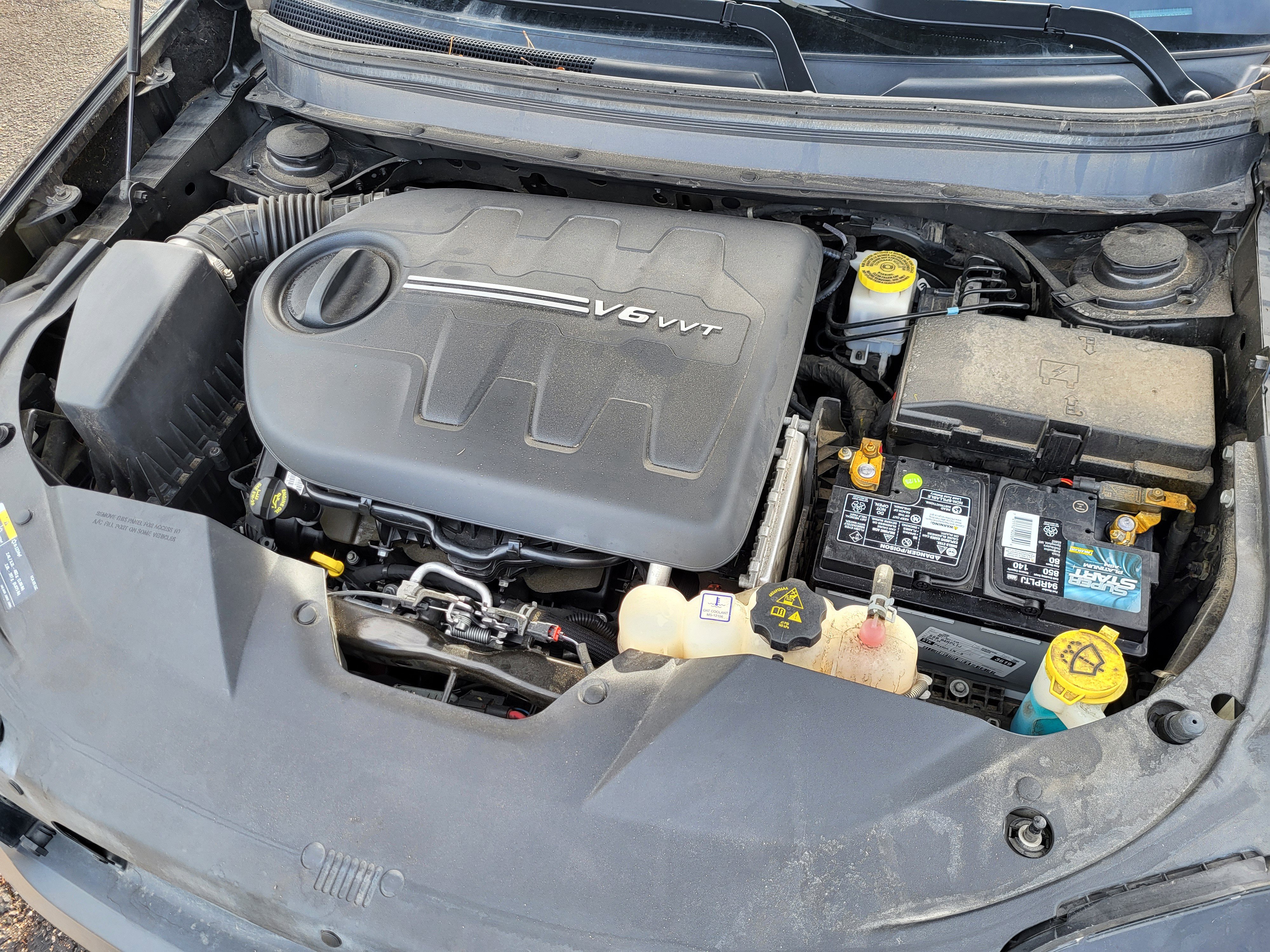 Used 2020 Jeep Cherokee Trailhawk w/ Cold Weather Group image 19