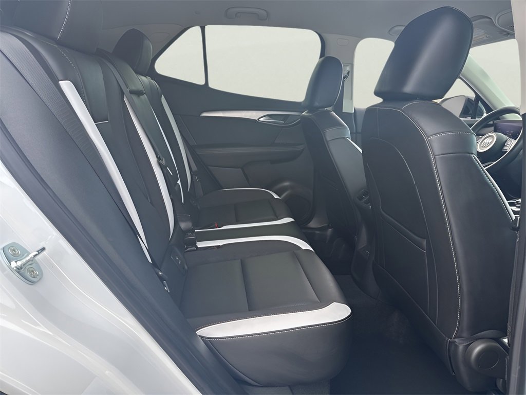 Used 2025 Buick Envision Sport Touring image 17