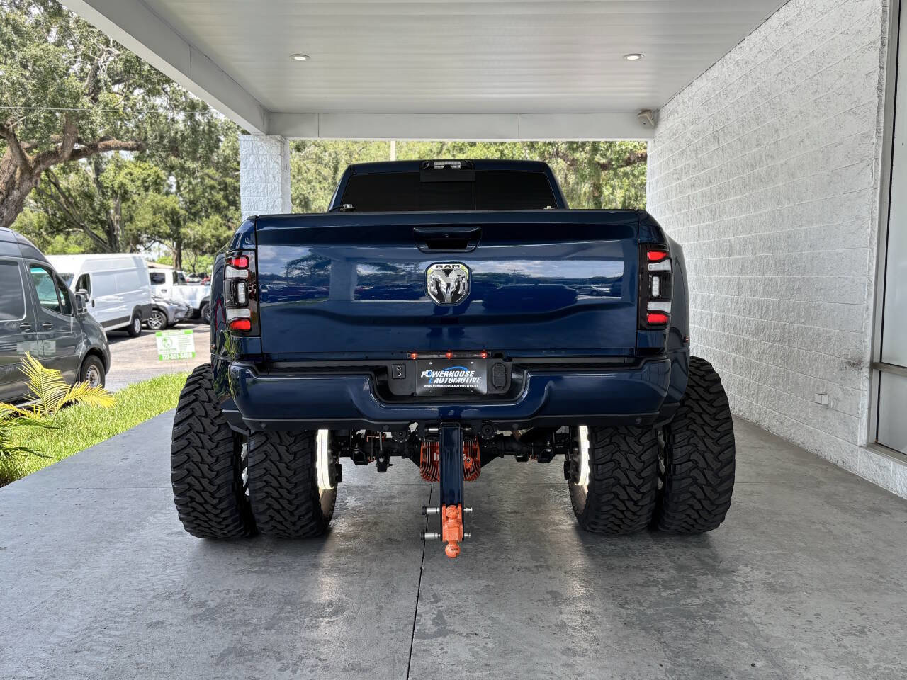 Used 2024 RAM 3500 Laramie w/ Sport Appearance Package image 10