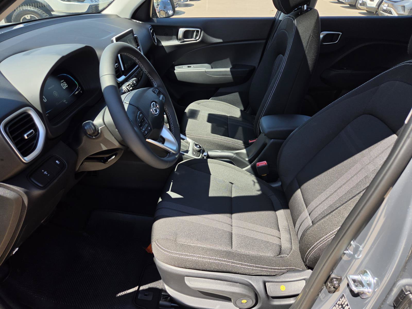 New 2026 Hyundai Venue SEL FWD image 15