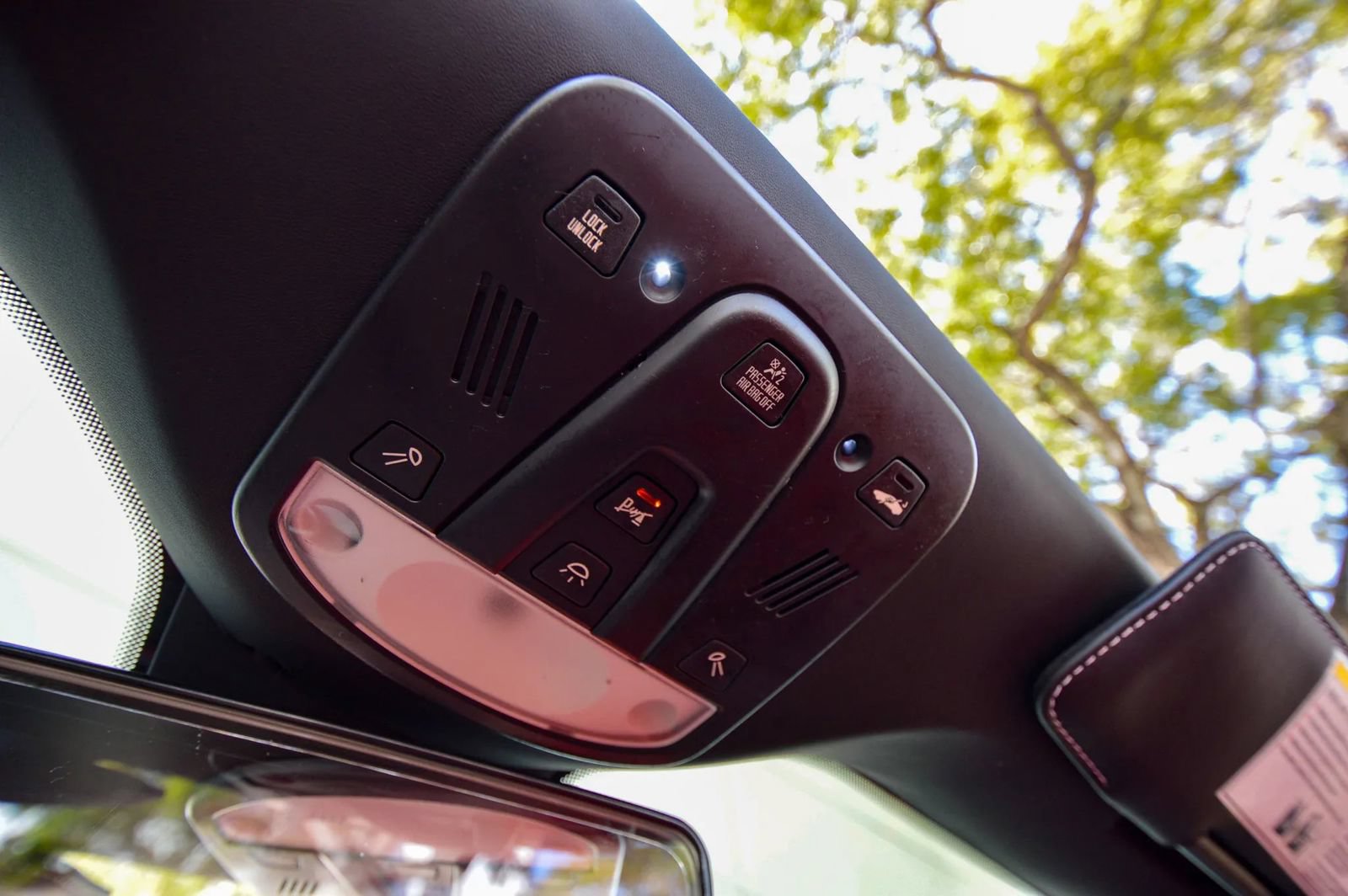 Used 2015 Ferrari California T RWD image 65