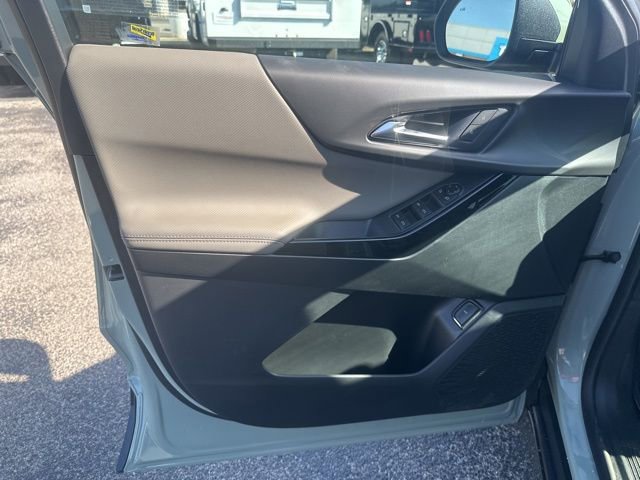 New 2026 Chevrolet Equinox LT w/ Convenience Package II FWD image 11