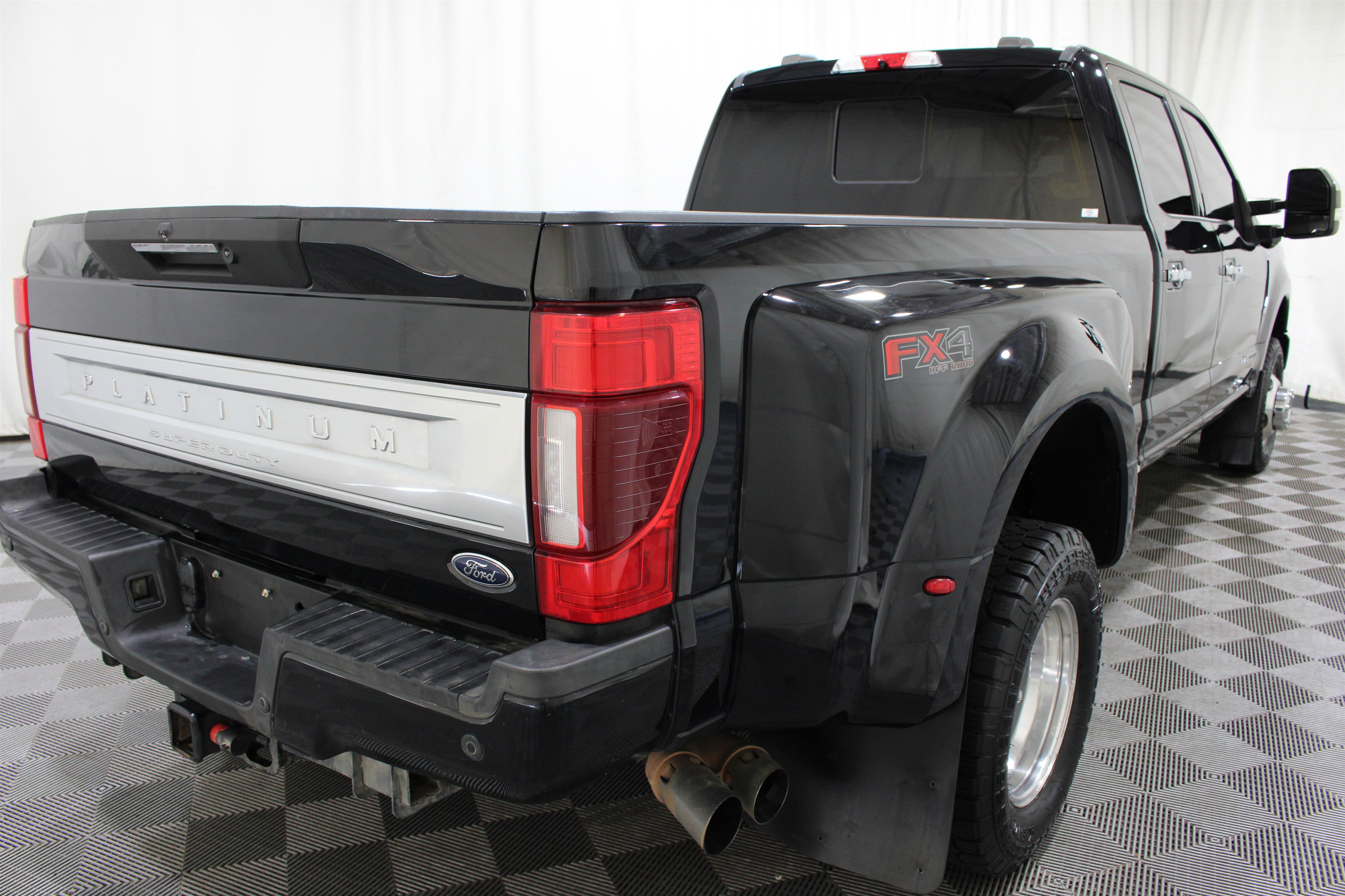 Used 2022 Ford F350 Platinum AWD/4WD image 34