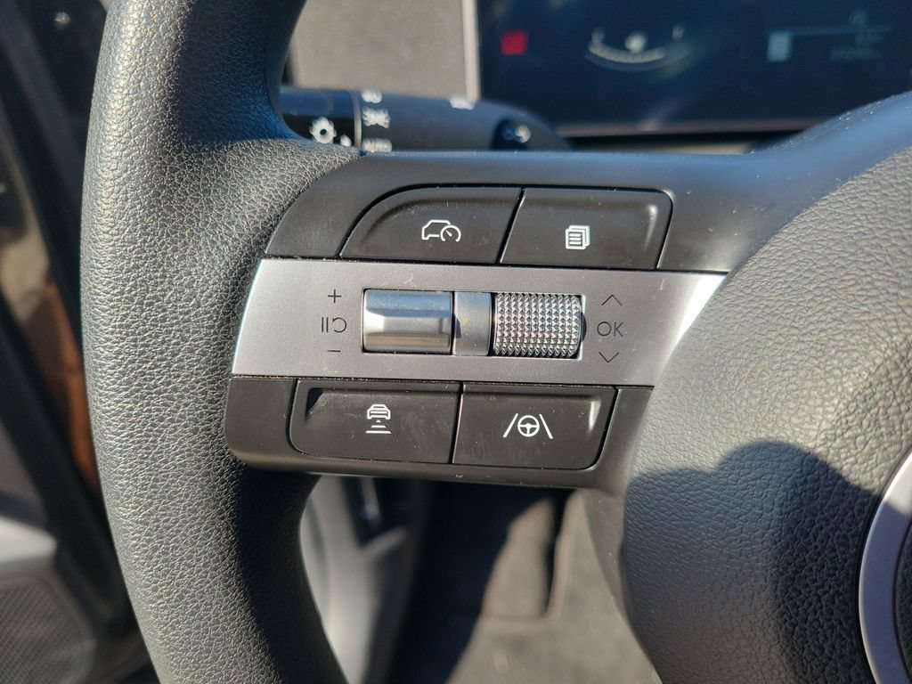 Used 2025 Hyundai Tucson SE FWD image 26