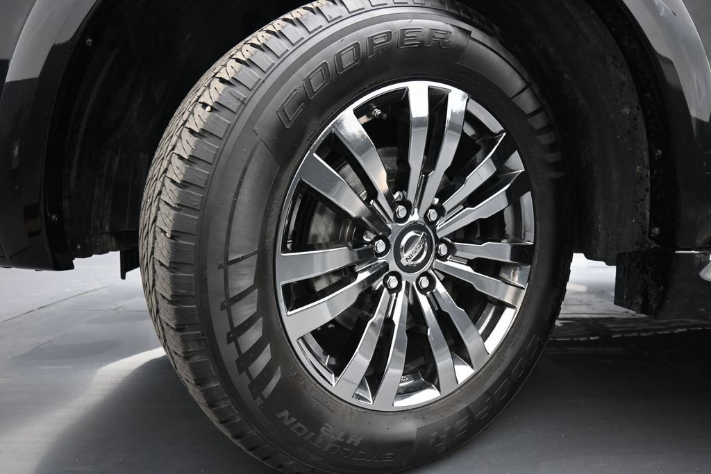 Used 2019 Nissan Armada Platinum w/ Captain's Chairs Package AWD/4WD image 32