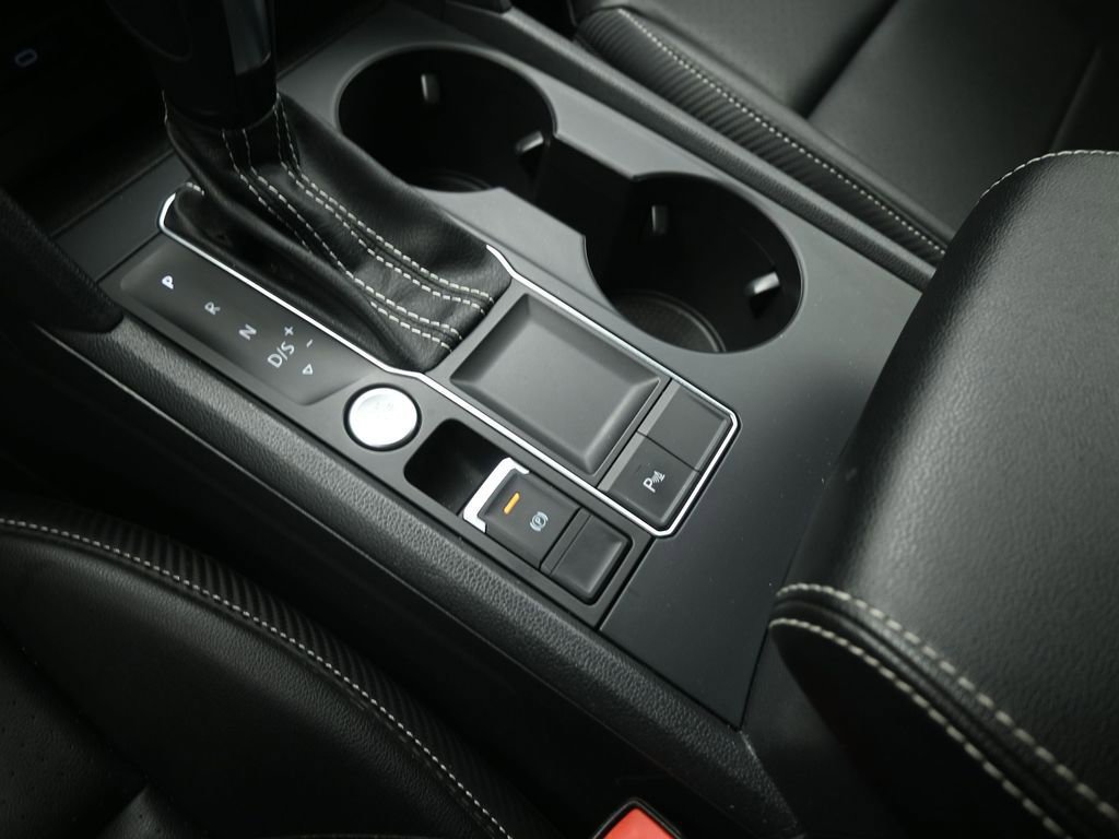 Used 2021 Volkswagen Atlas Cross Sport SE w/ Panoramic Sunroof Package image 18