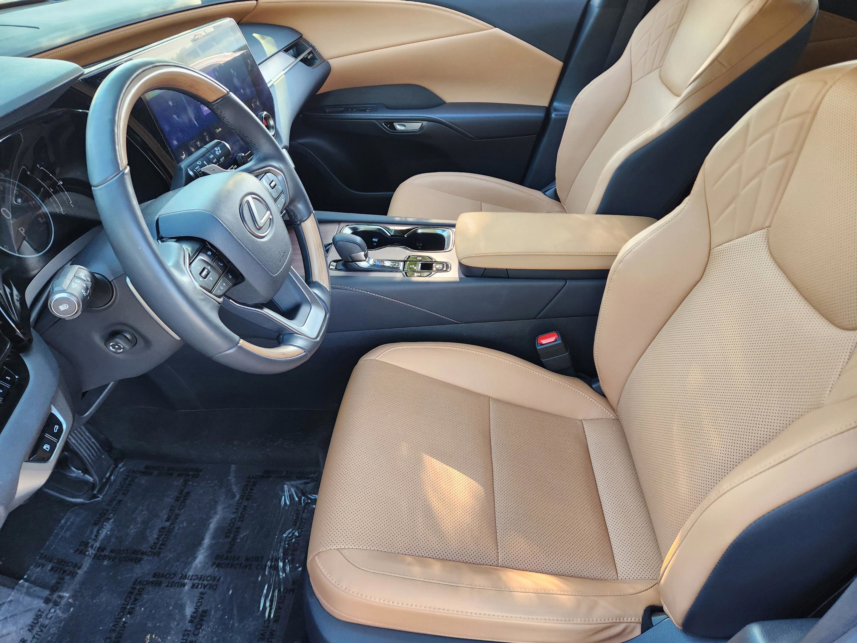 Used 2024 Lexus RX 350 Premium w/ Cold Area Package FWD image 5