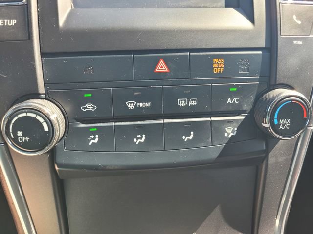 Used 2015 Toyota Camry SE image 23