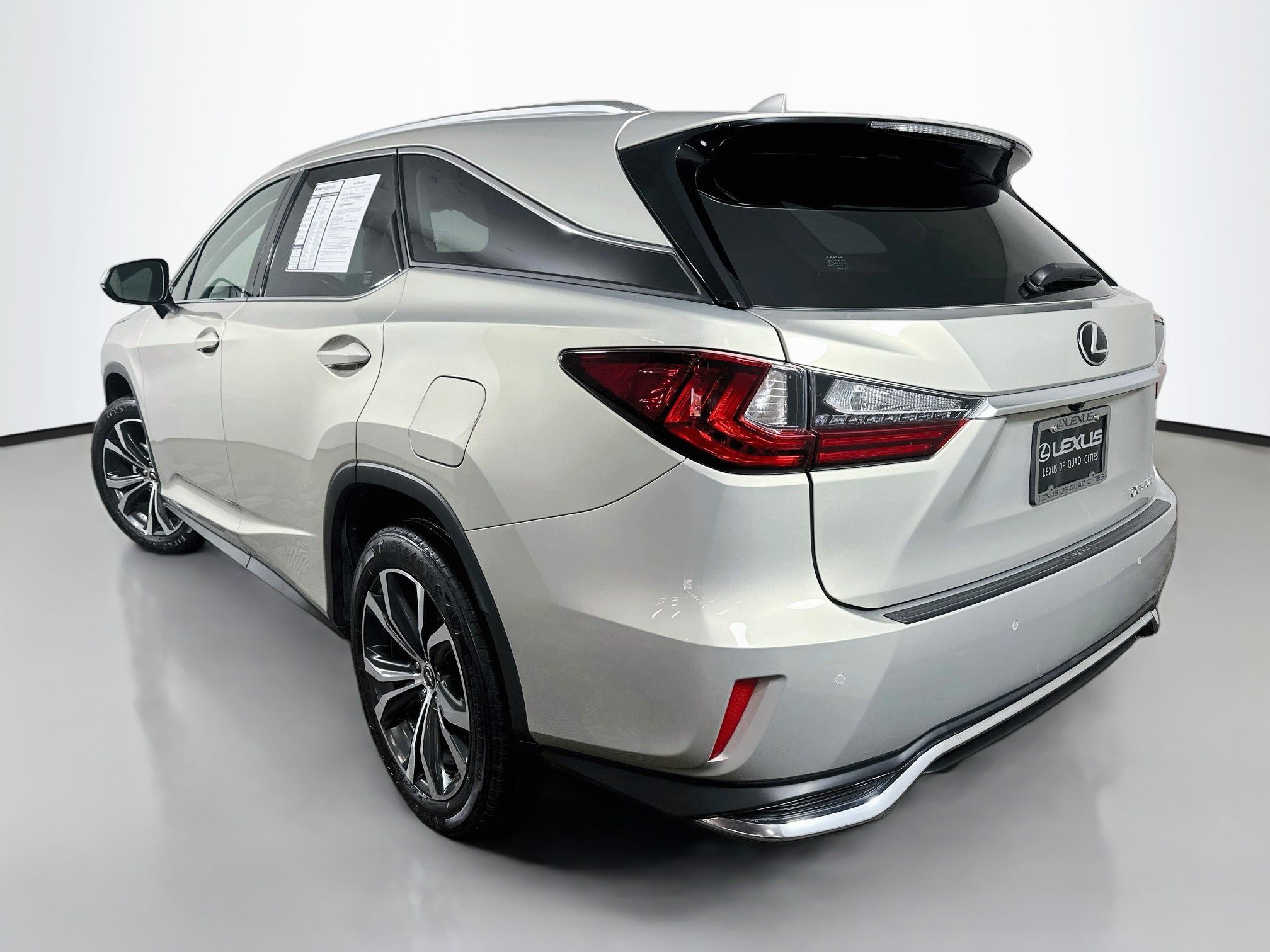 Used 2021 Lexus RX 350L Premium w/ Premium Package AWD/4WD image 5