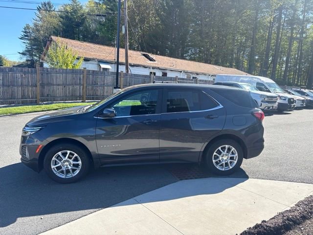 Used 2022 Chevrolet Equinox LT AWD/4WD image 2