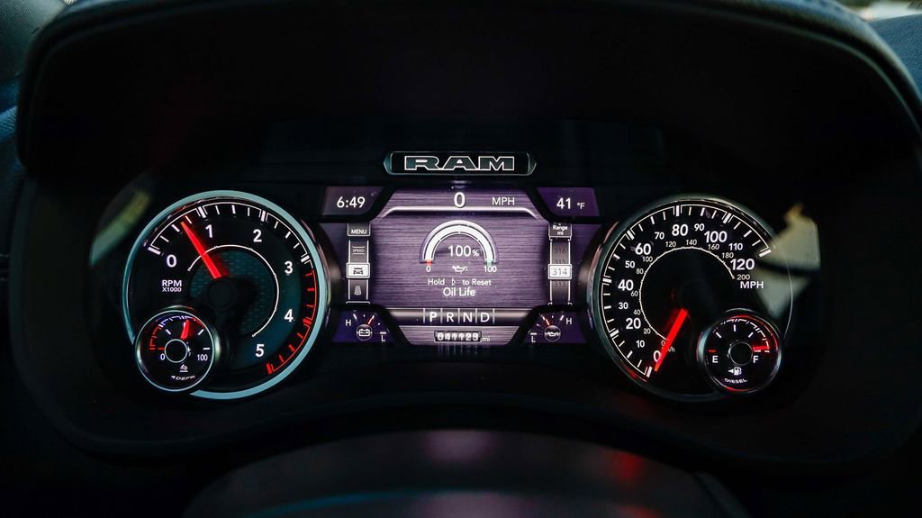 Certified 2022 RAM 3500 Laramie image 27