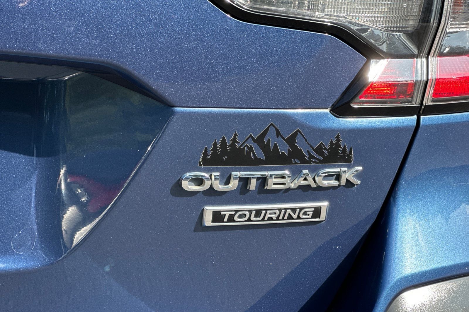 Used 2020 Subaru Outback Touring AWD/4WD image 37