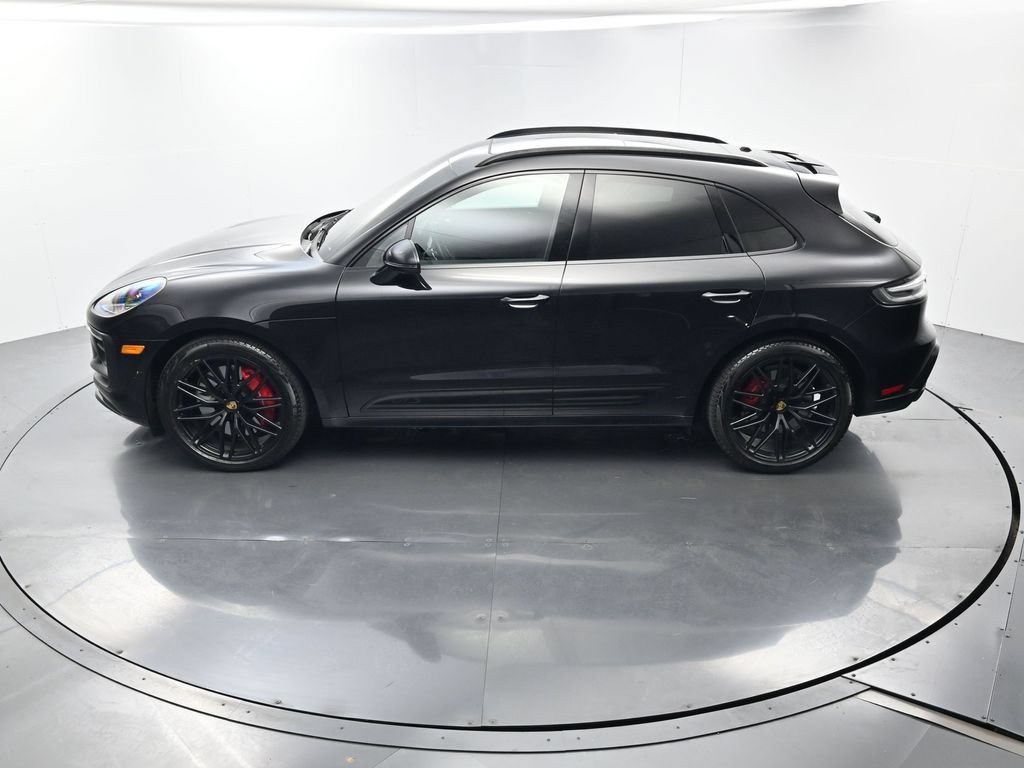 Certified 2024 Porsche Macan GTS AWD/4WD image 36