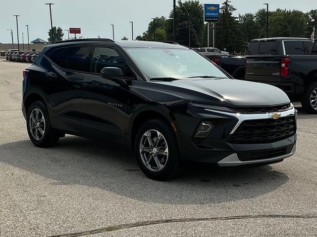Used 2023 Chevrolet Blazer LT w/ Convenience Package AWD/4WD image 16