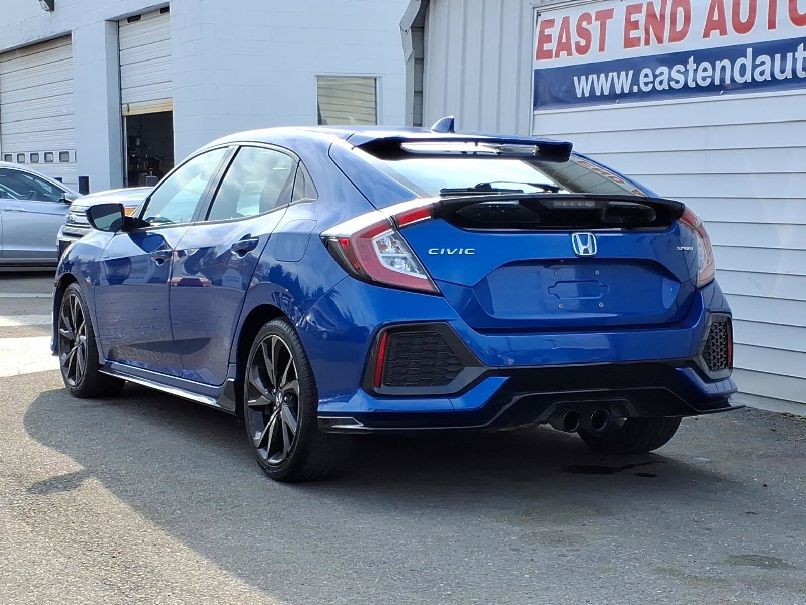Used 2017 Honda Civic Sport image 3
