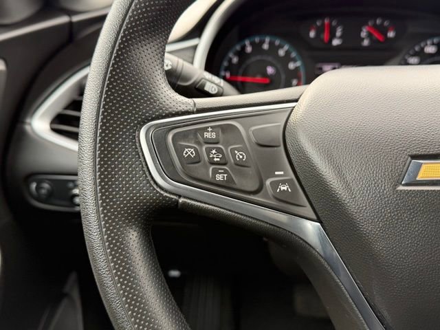 Used 2025 Chevrolet Malibu LT image 28