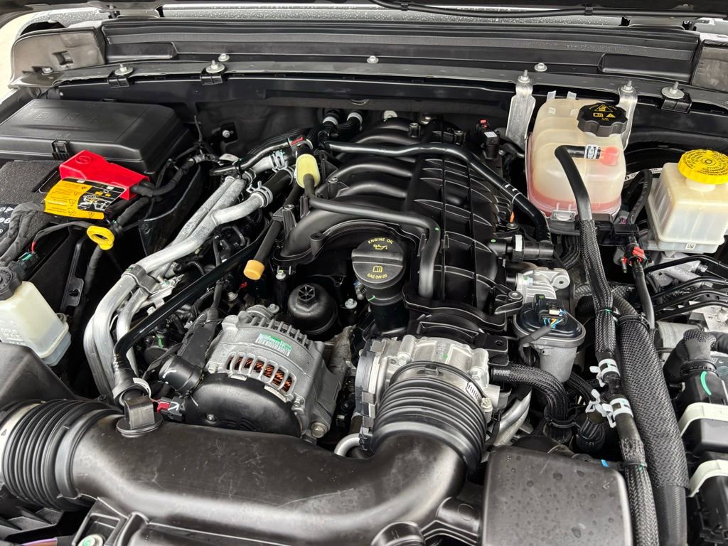 Used 2022 Jeep Gladiator Willys image 28