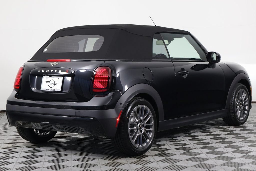 New 2026 MINI Cooper S FWD image 2