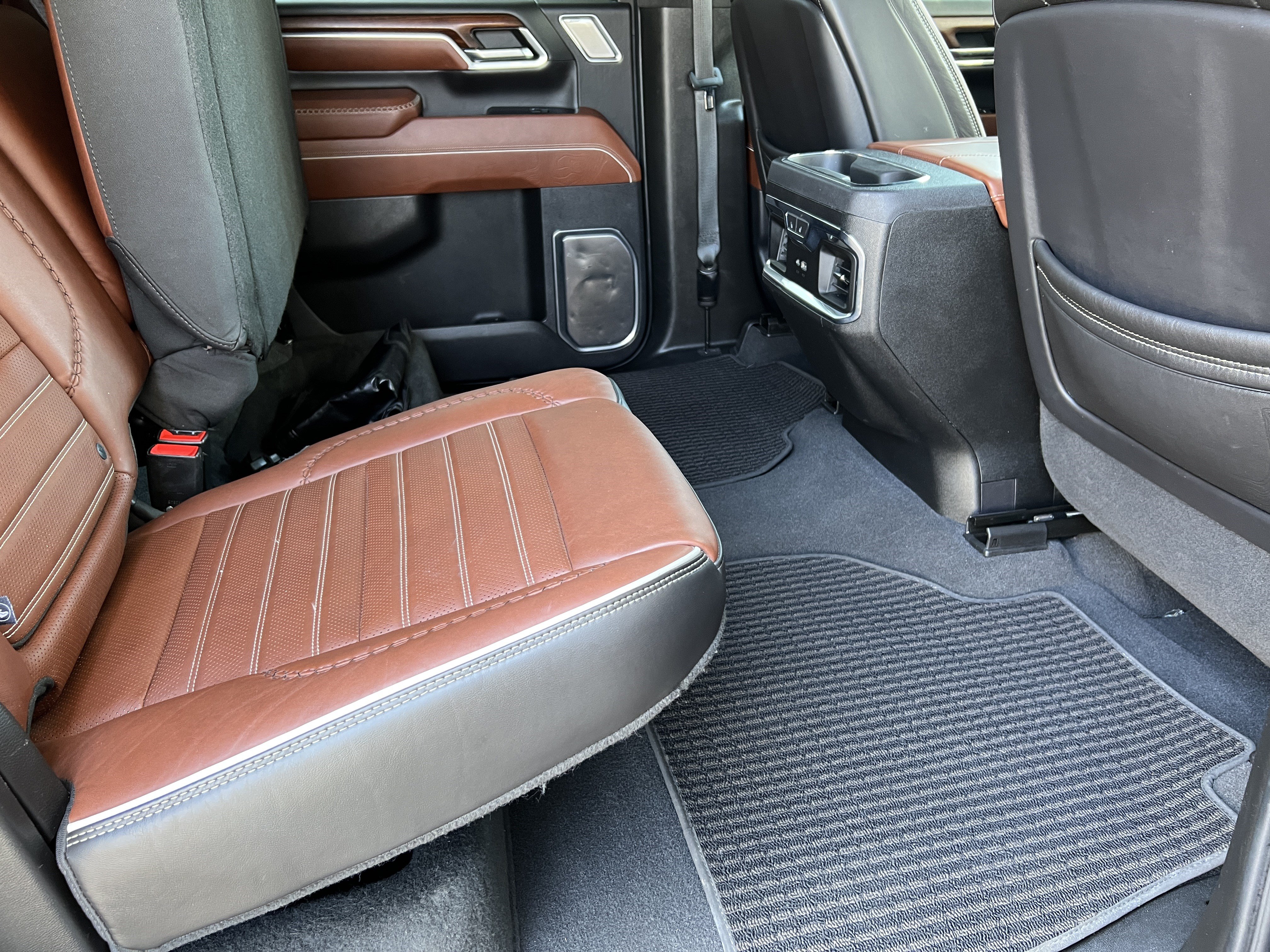 Used 2024 GMC Sierra 2500 Denali Ultimate w/ Max Trailering Package AWD/4WD image 20