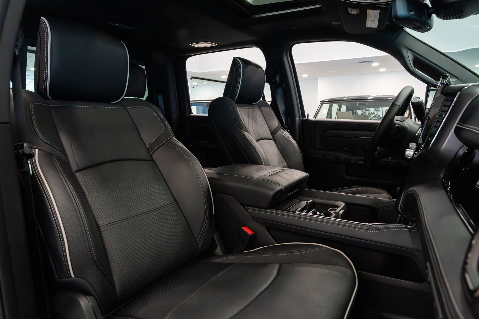 Used 2026 RAM 2500 Limited image 27