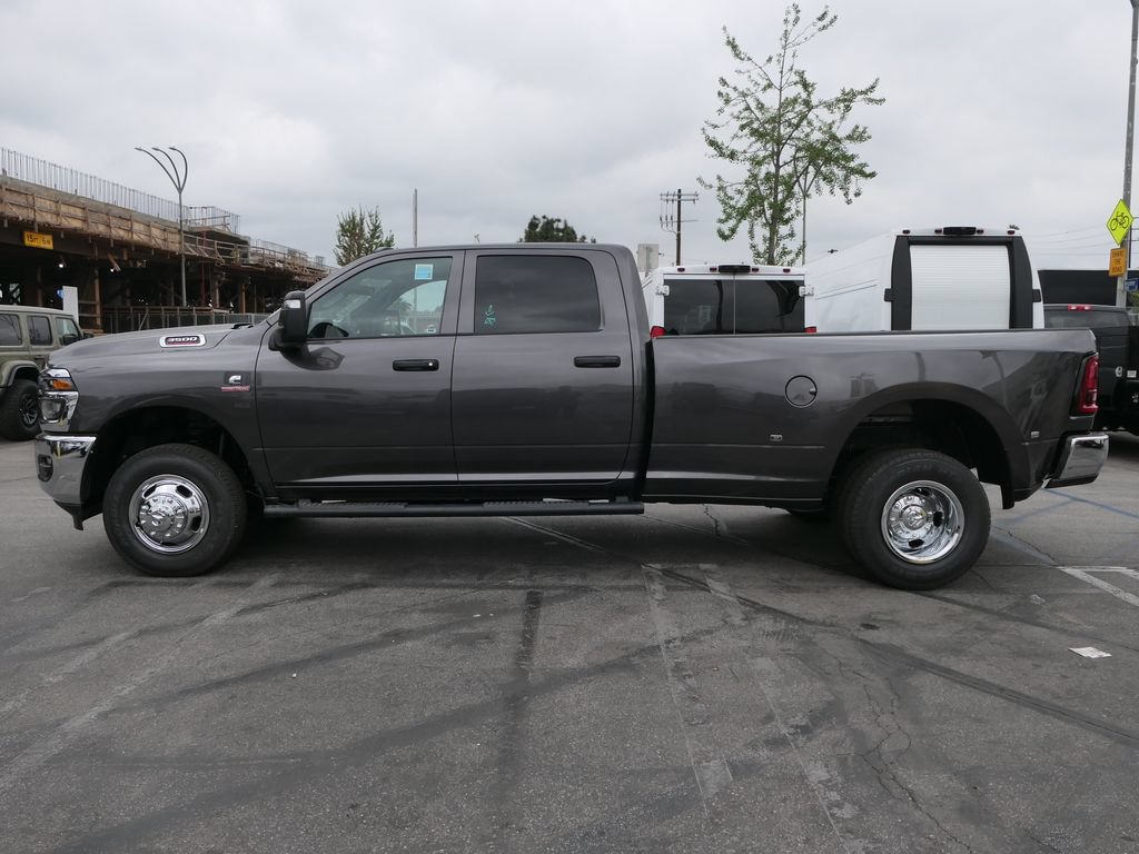 New 2026 RAM 3500 Tradesman AWD/4WD image 5