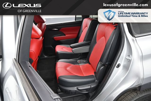 Used 2023 Toyota Highlander XSE FWD image 26
