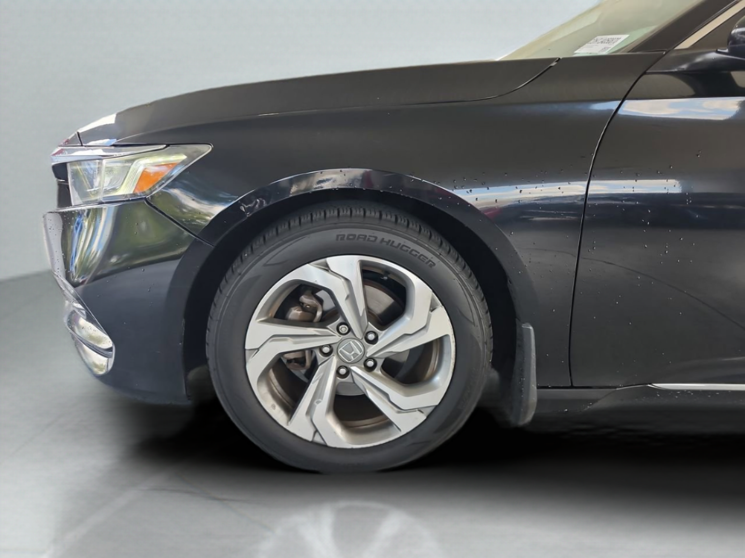 Used 2018 Honda Accord EX-L image 29