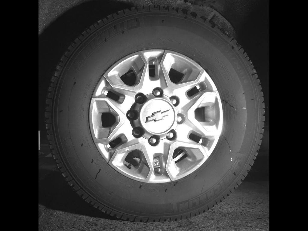 Used 2023 Chevrolet Silverado 2500 LT w/ Convenience Package image 12