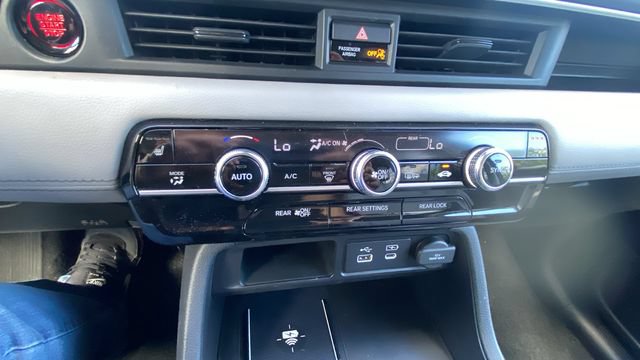 Used 2024 Honda Pilot Touring image 24